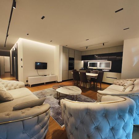 Апартаменты Skyline Exclusive Печ Экстерьер фото